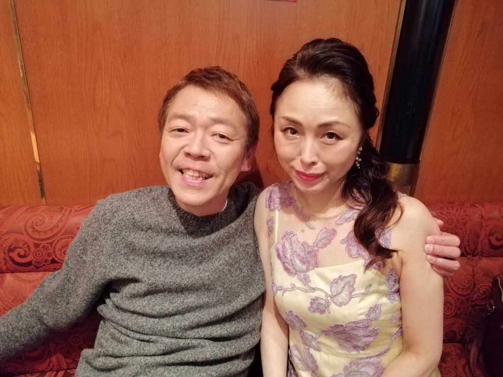 ウコンの力make ポスター撮影会が行われました 全日本スナック連盟 ウコンの力make ポスター撮影会が行われました 全日本スナック連盟