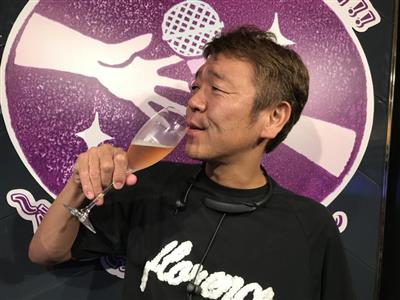 緊急事態宣言下で飲めないロケ…シラフでも「ほろ酔い加減」演じてみせます