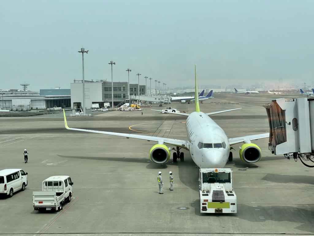 「飛行機に乗って万が一のことがあったら…」フライト前に行う重要な〝儀式〟